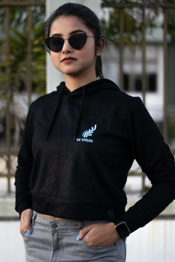 Women Crop Hoodie Black (floral)